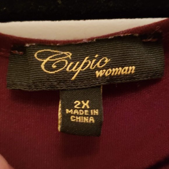 Wine red lace front knit back 3/4 sleeve shirt - Picture 3 of 5